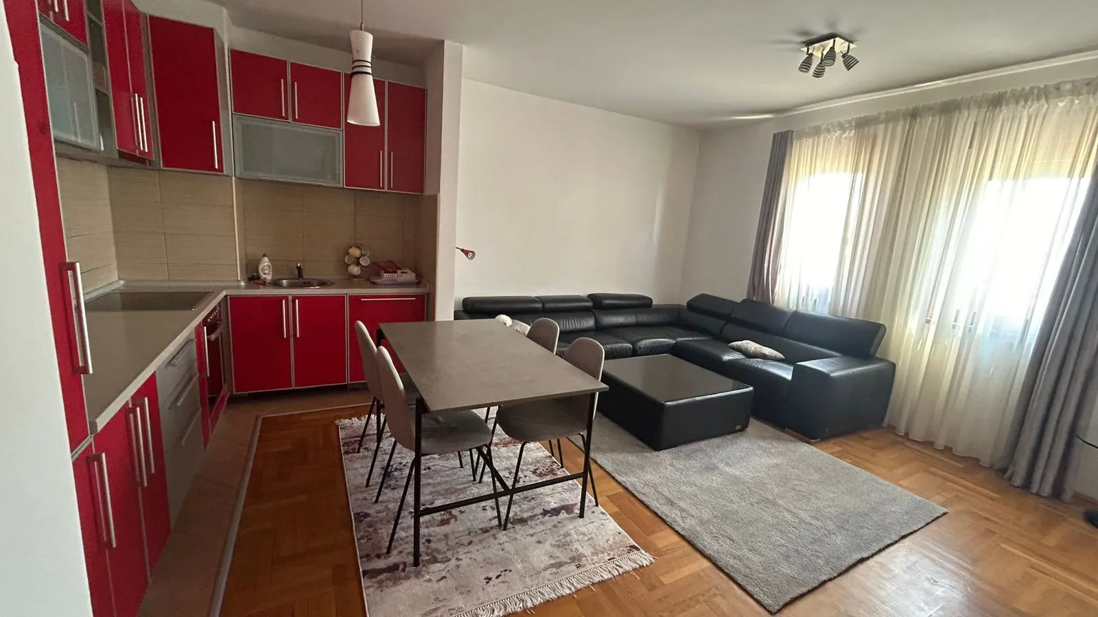 Izdavanje, jednosoban stan, 55m², Tuški Put, Podgorica