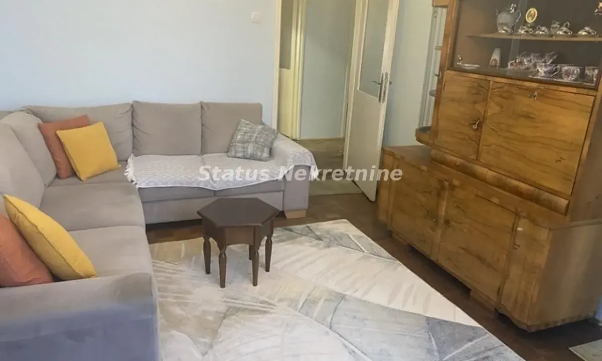 Izdavanje, trosoban stan, 62m², Detelinara, Novi Sad Sve Podlokacije