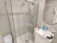 Izdavanje, jednosoban stan, 49m², Central Point, Podgorica - image 10