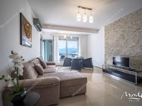 Sale, one bedroom apartment, 56m², Dobrota, Kotor - image 2