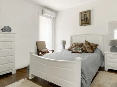 Prodaja, kuća, 338m², Kumbor, Herceg Novi - image 9