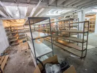 Izdavanje, poslovni prostor, 269m², Centar, Podgorica - image 11