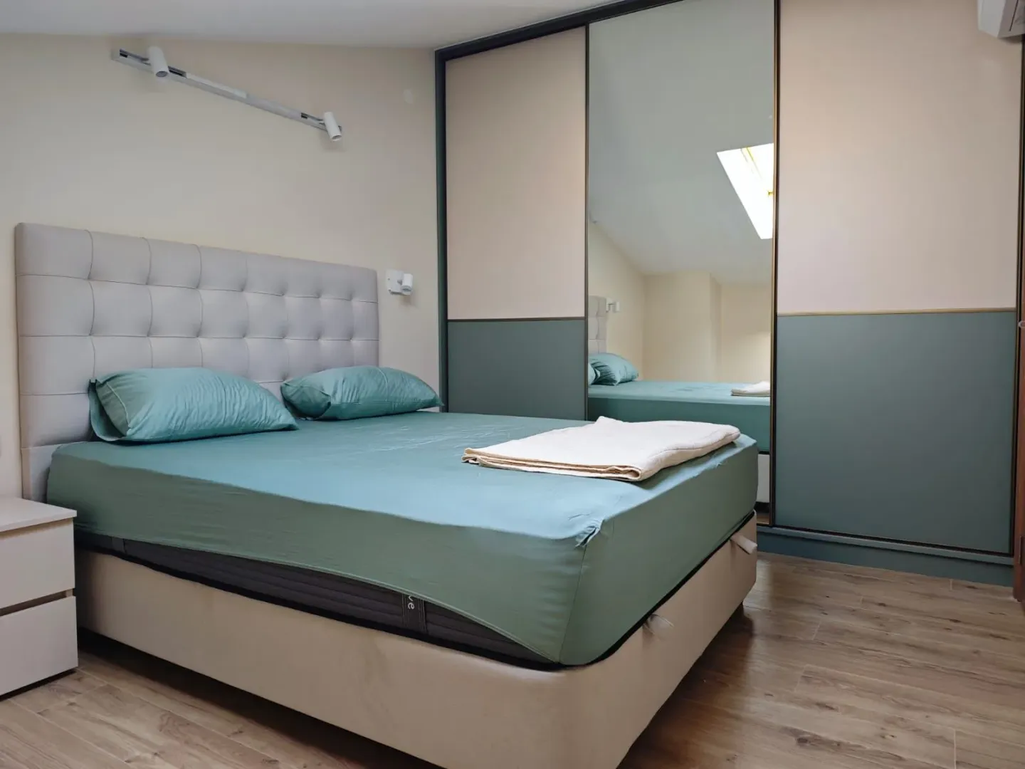 Rent, one bedroom apartment, 47m², Dobrota, Kotor