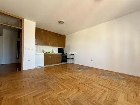Rent, studio apartment, 30m², Medijana, Niš - image 3