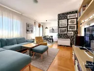 Prodaja, trosoban stan, 81m², Stari Aerodrom, Podgorica - image 1