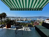 Izdavanje, dvosoban stan, 115m², Porto Montenegro, Tivat - image 1