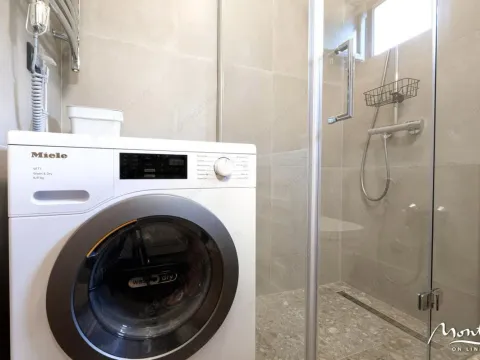 Prodaja, trosoban stan, 77m², Centar, Tivat - image 14