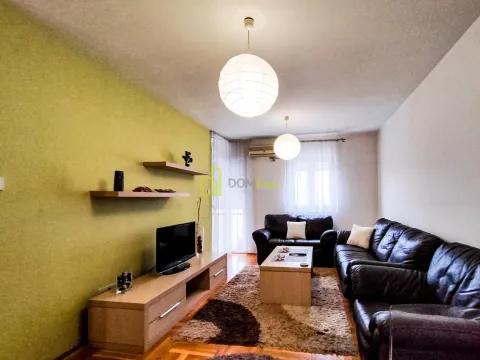 Izdavanje, dvosoban stan, 60m², Kod Big Fashion-a, Podgorica - image 15