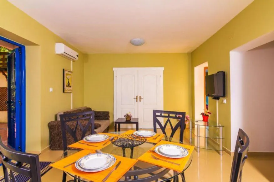 Prodaja, kuća, 270m², Đenovići, Herceg Novi