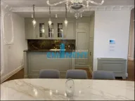 Izdavanje, četvorosoban stan, 170m², Čubura, Beograd - image 3