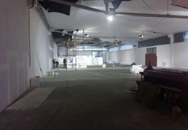 Rent, office space, 1377m², Surčin, Beograd