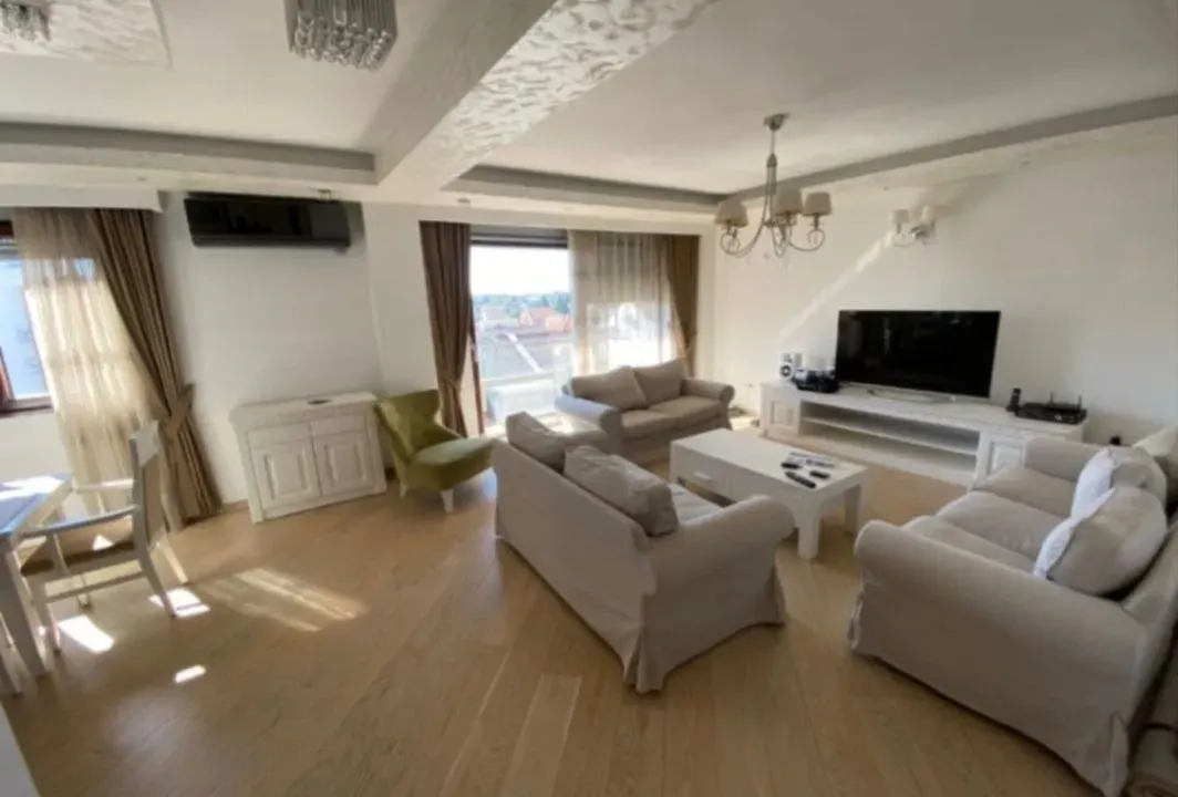 Prodaja, trosoban stan, 115m², Gorica C, Podgorica