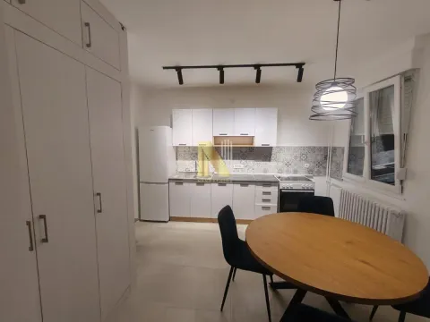 Izdavanje, poslovni prostor, 74m², Avijatičarsko naselje, Novi Sad Sve Podlokacije - image 3