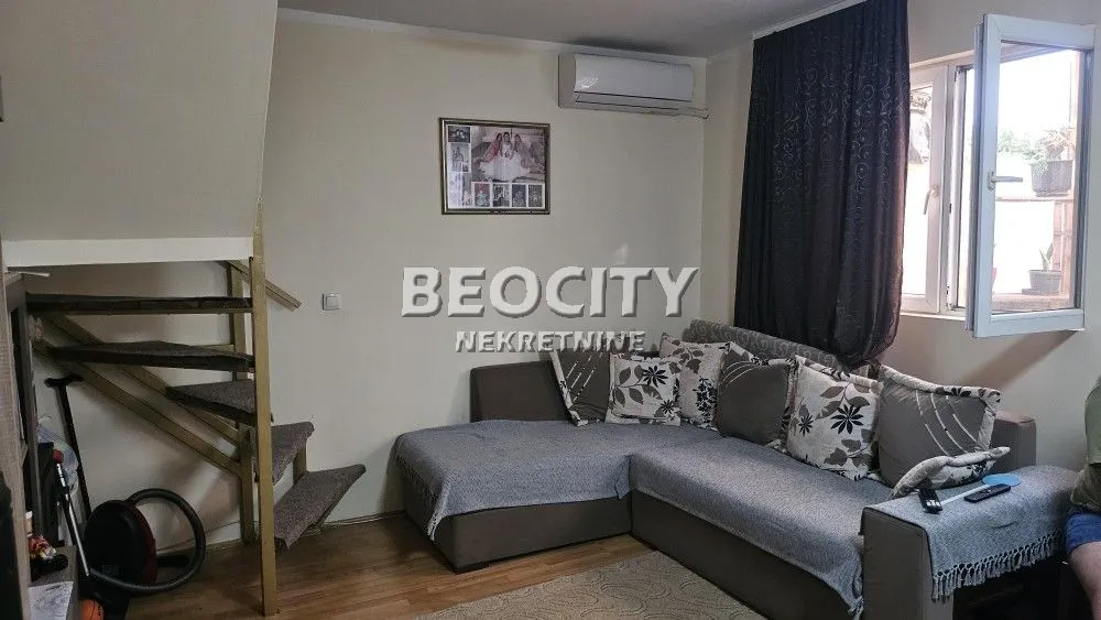 Prodaja, kuća, 64m², Slavujev Venac, Zvezdara Sve Podlokacije