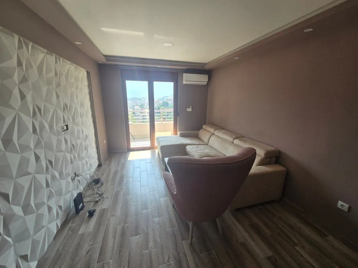 Prodaja, jednosoban stan, 44m², Centar, Herceg Novi