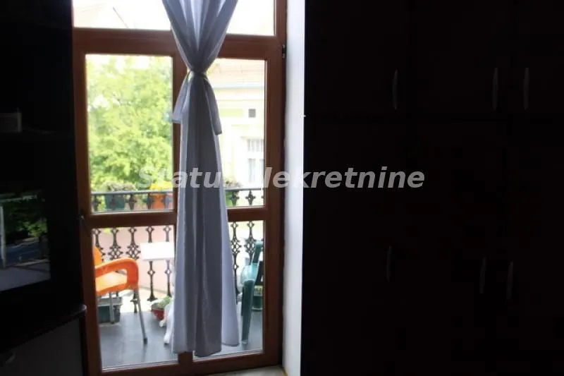 Prodaja, trosoban stan, 81m², Petrovaradin, Novi Sad
