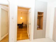 Izdavanje, jednosoban stan, 70m², Central Point, Podgorica - image 10