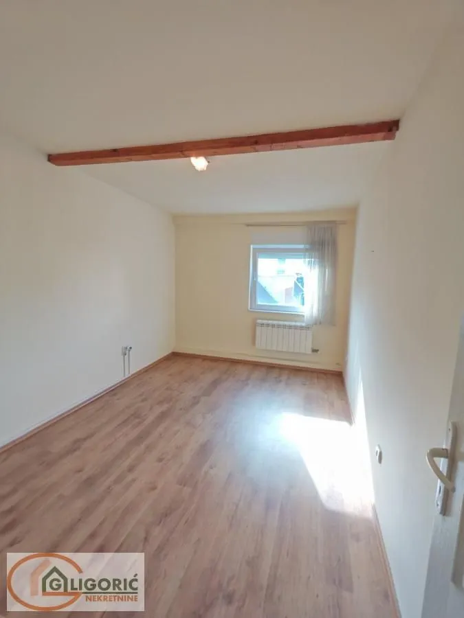 Sale, four bedroom apartment, 112m², Lekino Brdo, Voždovac Sve Podlokacije