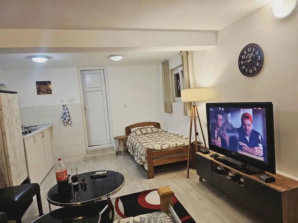 Rent, apartment, 32m², Tivat, Crna Gora