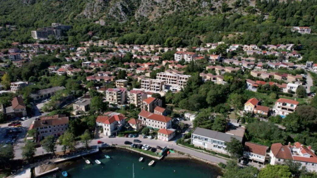 Prodaja, trosoban stan, 74m², Muo, Kotor