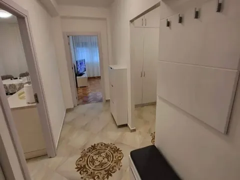 Rent, two bedroom apartment, 66m², Centar, Tivat - image 6