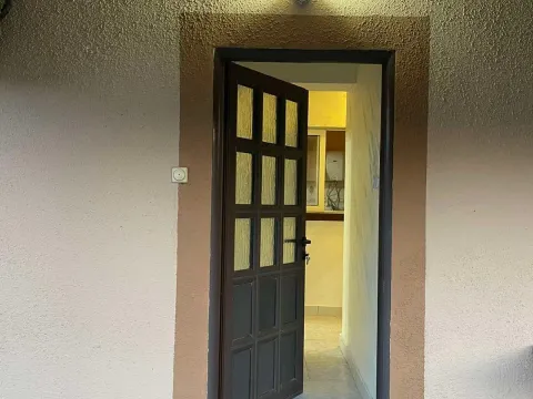 Izdavanje, kuća, 71m², Zabjelo, Podgorica - image 20