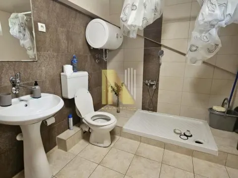Rent, house, 217m², Sremska Kamenica, Petrovaradin - image 10