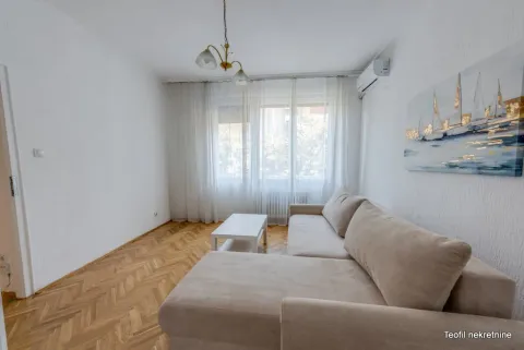Sale, two bedroom apartment, 65m², Kalenić Pijaca, Vračar Sve Podlokacije - image 4