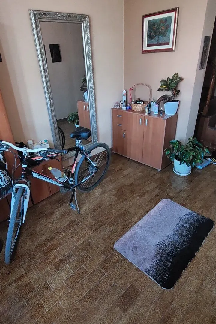 Prodaja, kuća, 300m², Podgorica, Crna Gora