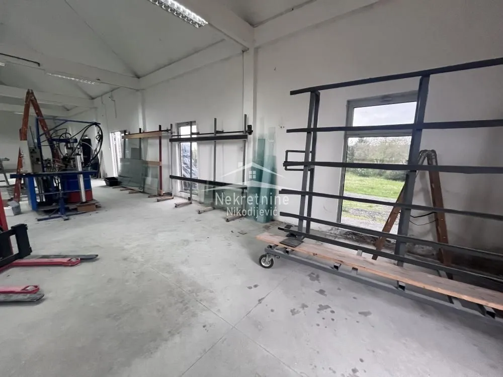 Rent, office space, 240m², Arnajevo, Barajevo