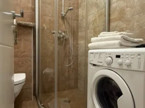 Rent, one bedroom apartment, 44m², Budva, Crna Gora - image 8