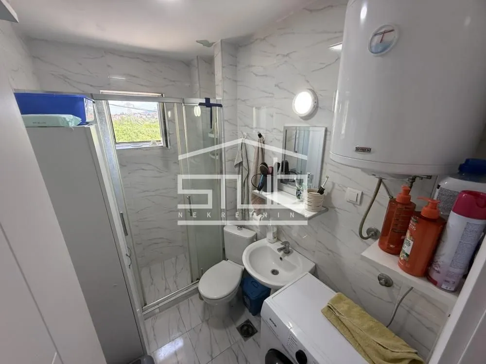 Prodaja, trosoban stan, 68m², Miljakovac, Rakovica