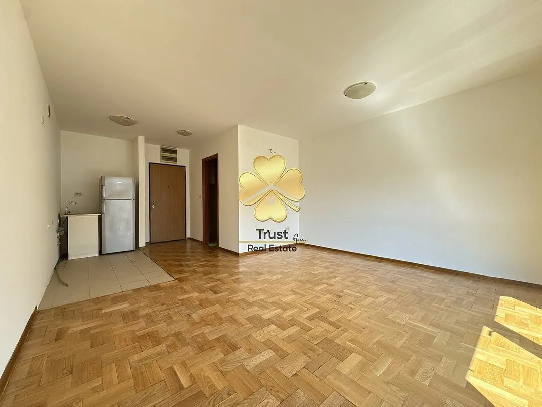Prodaja, garsonjera, 30m², Tološka šuma, Podgorica