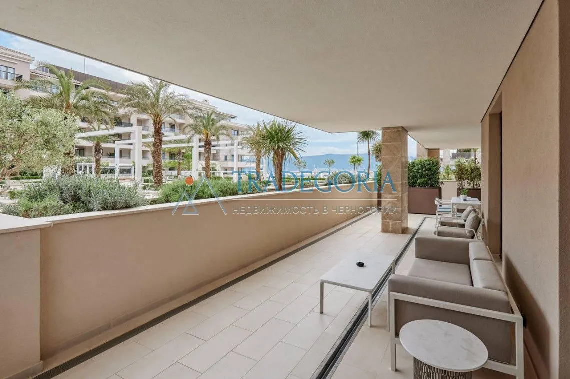 Prodaja, trosoban stan, 192m², Tivat, Crna Gora