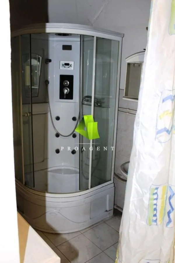 Rent, office space, 1500m², Crveni Krst, Niš