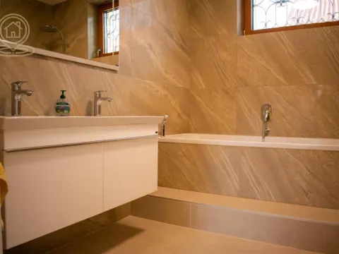 Izdavanje, poslovni prostor, 145m², Zemun Gornji Grad, Zemun Sve Podlokacije - image 14