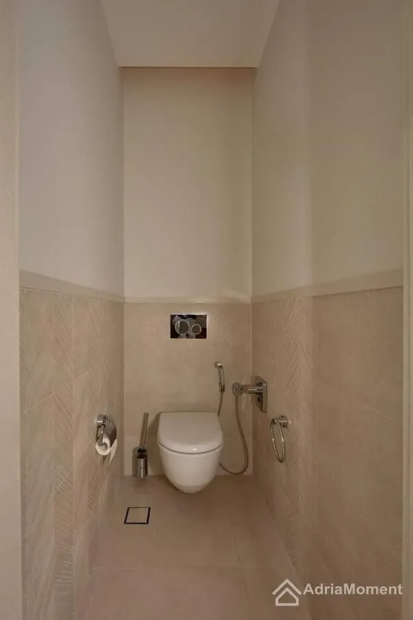 Sale, two bedroom apartment, 160m², Porto Montenegro, Tivat