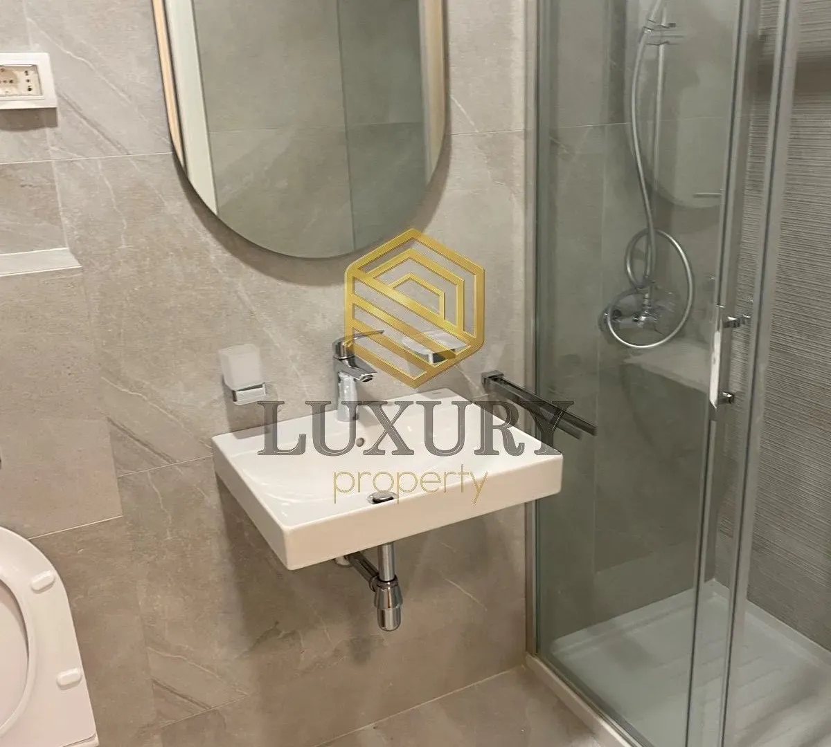 Rent, office space, 40m², Central Point, Podgorica