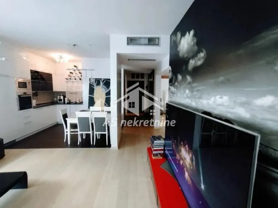 Rent, four bedroom apartment, 105m², Savski Venac, Beograd