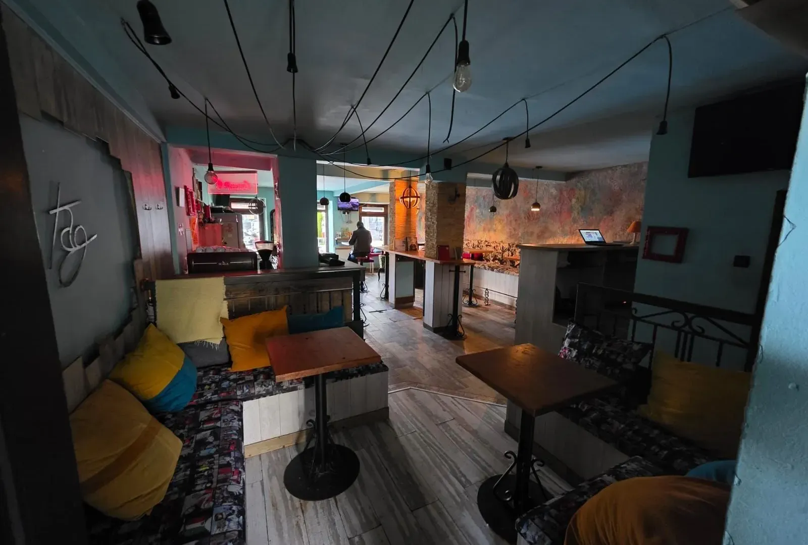 Rent, office space, 80m², Cetinje, Crna Gora