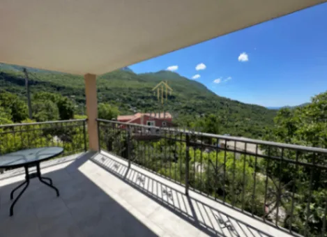 Izdavanje, kuća, 85m², Lastva Grbaljska, Kotor - image 9