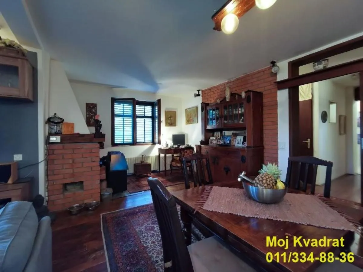 Prodaja, kuća, 214m², Stari Banovci, Stara Pazova