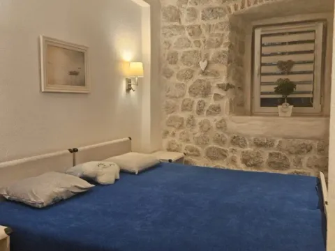 Prodaja, kuća, 240m², Risan, Kotor - image 7