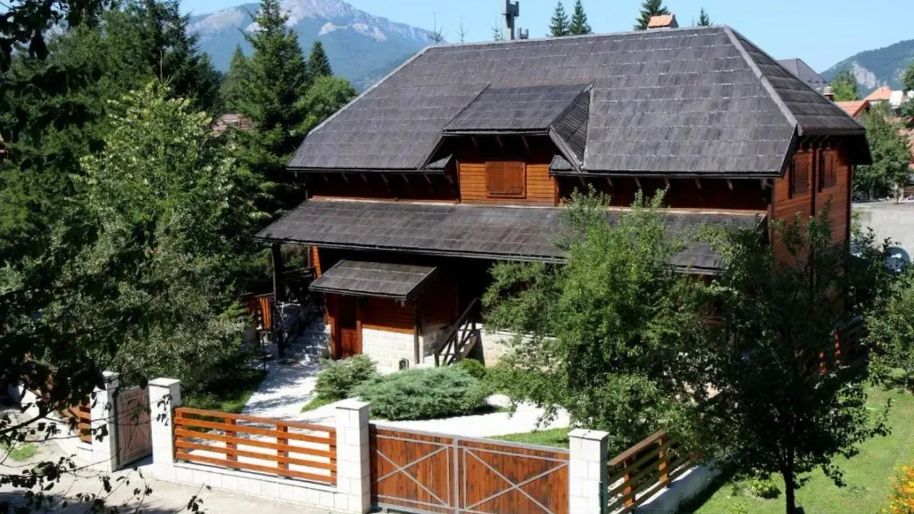 Sale, house, 300m², Kolašin, Crna Gora