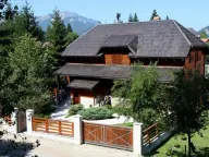 Sale, house, 300m², Kolašin, Crna Gora - image 1