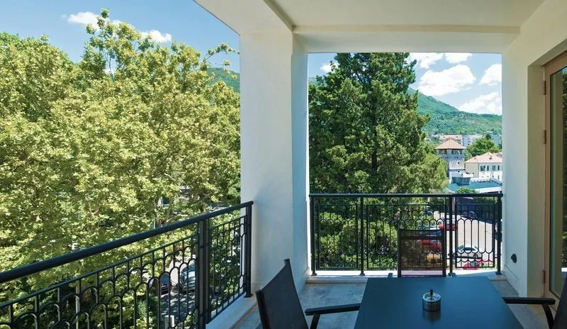 Prodaja, jednosoban stan, 74m², Tivat, Crna Gora