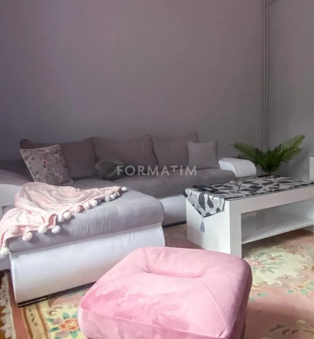 Izdavanje, dvosoban stan, 52m², Cvetni Trg, Vračar Sve Podlokacije