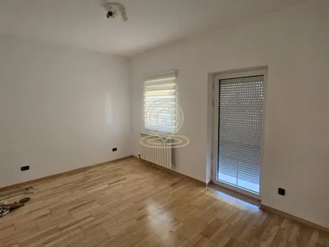 Rent, office space, 200m², Zemun Novi Grad, Zemun Sve Podlokacije - image 9