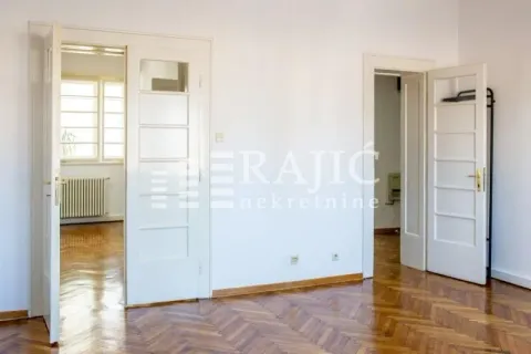 Rent, office space, 150m², Savski Trg, Beograd - image 3