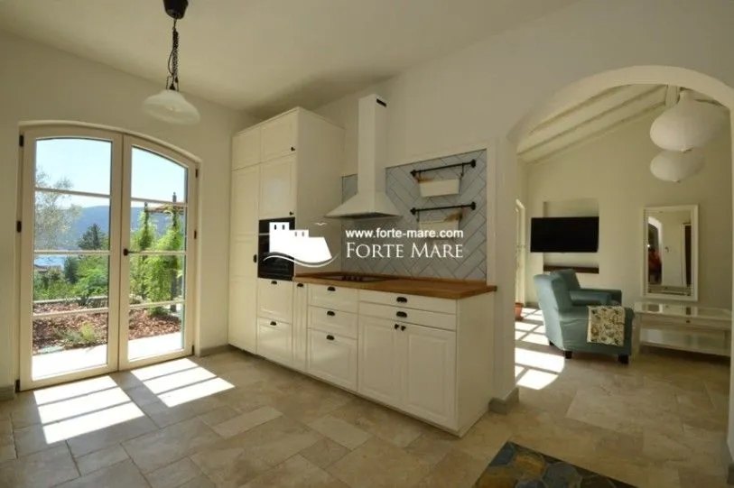 Prodaja, kuća, 184m², Baošići, Herceg Novi